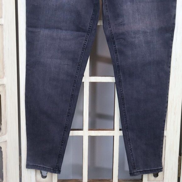 Time and Tru Maternity Skinny Jeans size 12 New - Picture 4 of 11